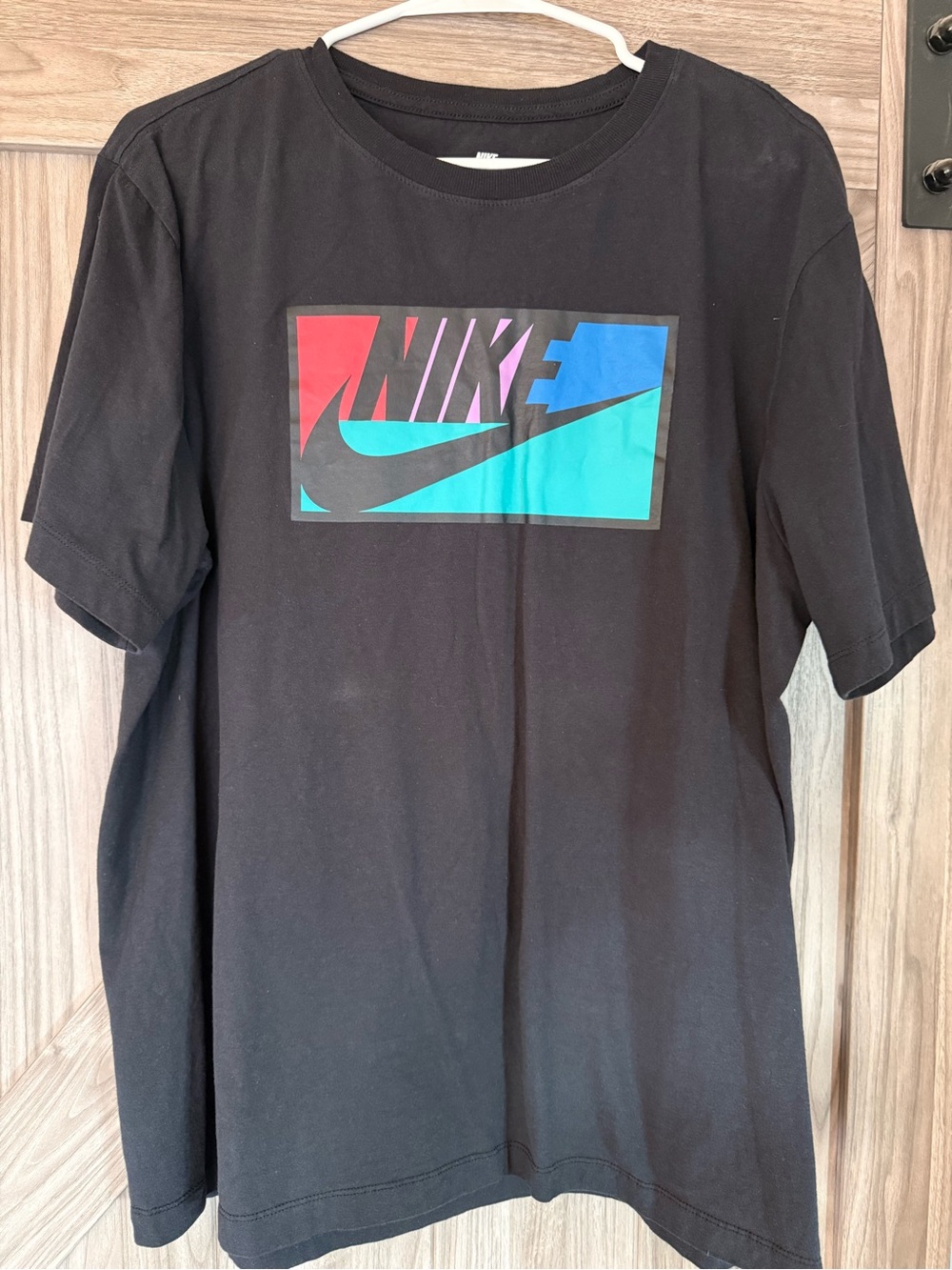 Nike Men's Black Logo Graphic T-Shirt - Multicolor Box Print
